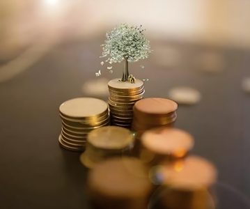 监管规则不断健全完善，各类“技术性”离婚、认购ETF、转融通出借、质押平仓、一致行动人内部转让等“绕道减持”方式均已有明确约束